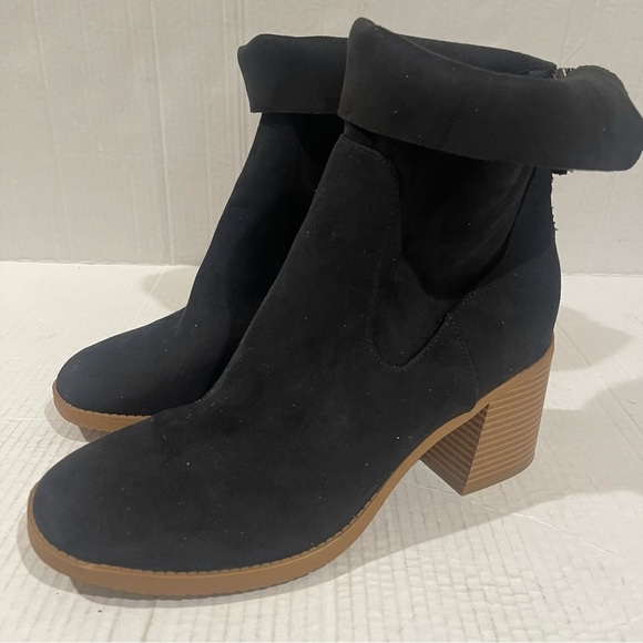 Women’s Sun + Stone Lyra Black Faux Suede Block Heel Zip-Up Booties Size 11 US - Picture 10 of 10